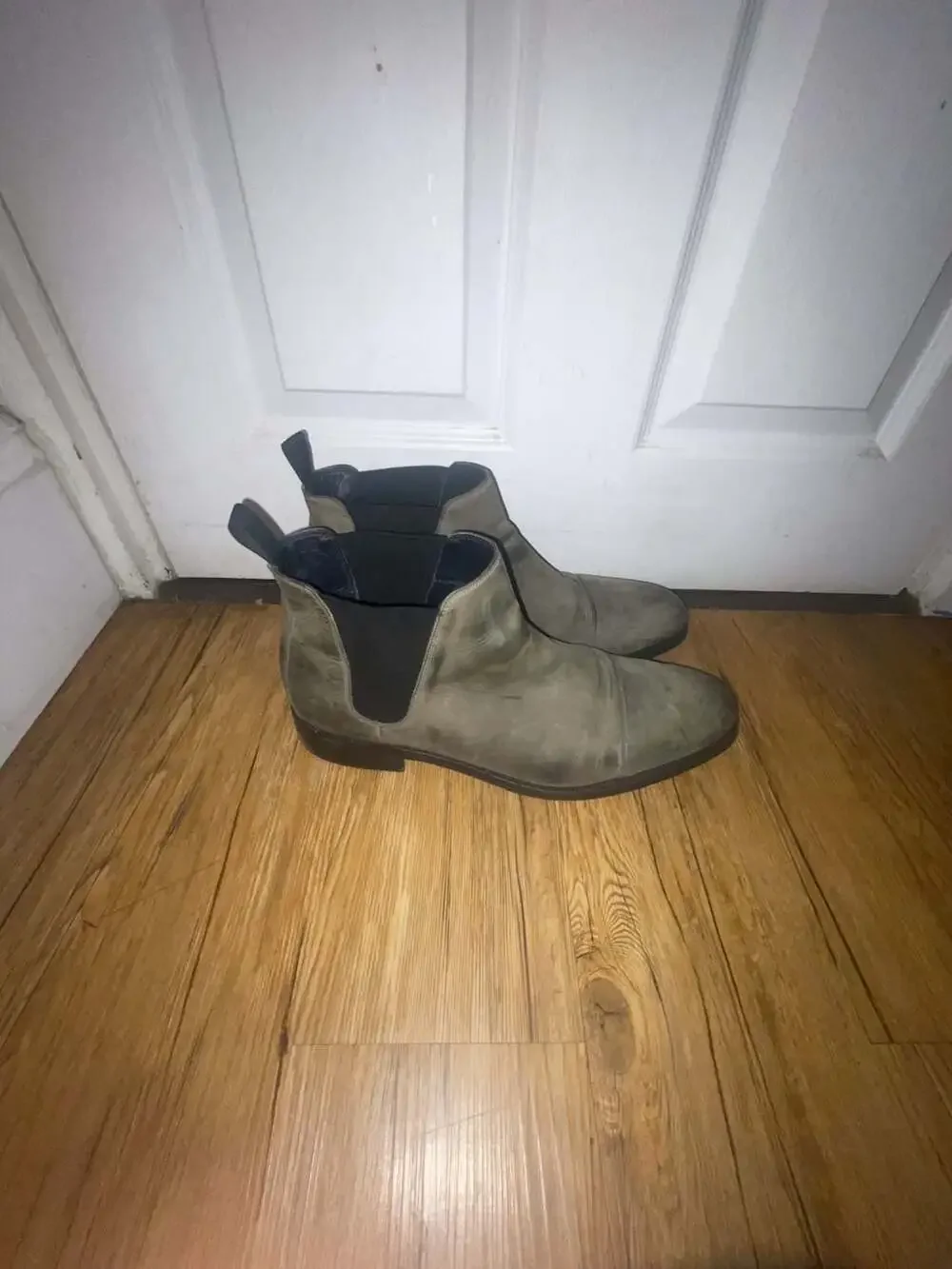 Cole Haan Men's Wagner Grand Chelsea Boots in Grey Leather